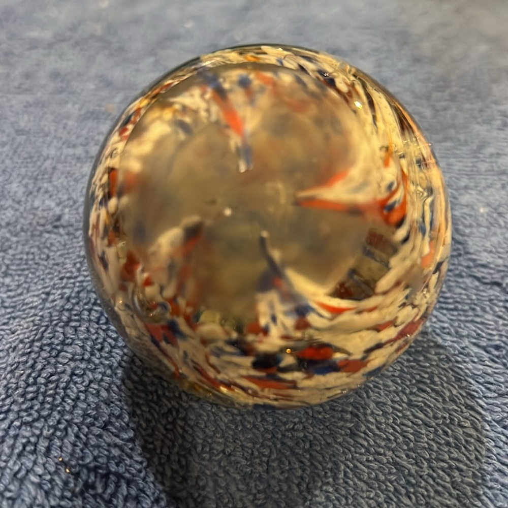 Murano Paperweight - Picture 4 of 6